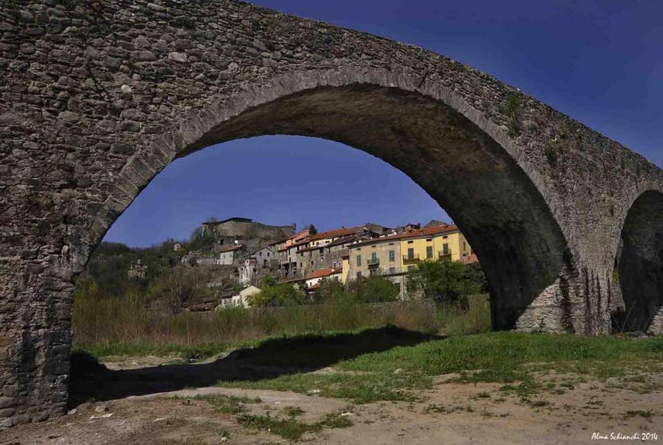 thumb IMG 1338 1026 Pontremoli