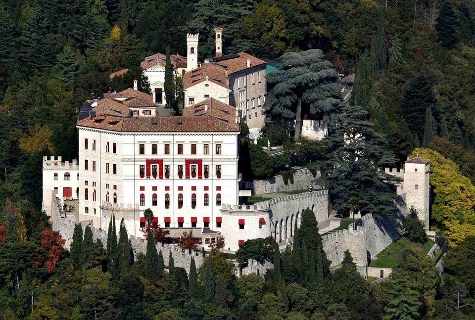 008 Castelbrando