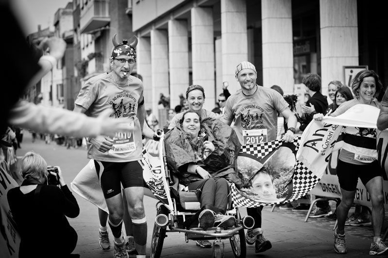 raduno-spingitori-di-carrozzelle-maratona-di-rimini0.jpg