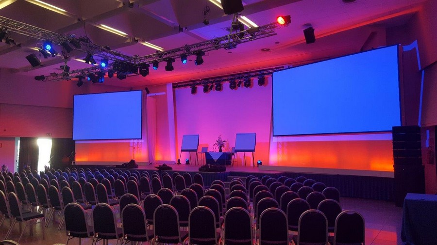 02 1